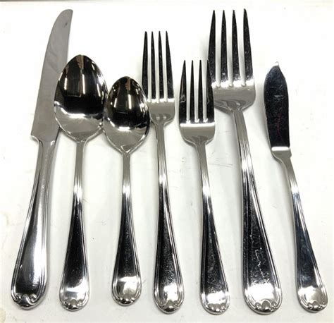 Reed And Barton Stainless Flatware Set 53