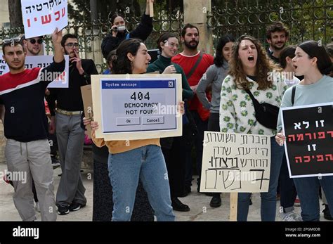 Jerusalem Israel Rd Mar Israelis Carry Signs During A