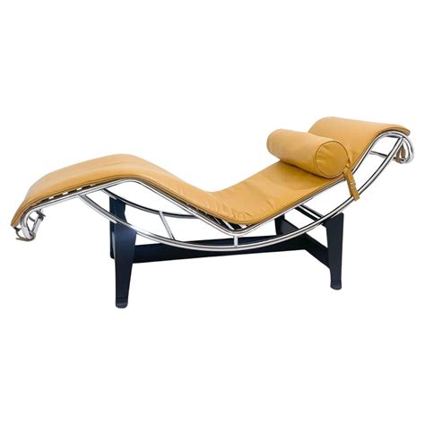 Original Cassina Black Leather Lc4 Chaise Lounge Chair By Le Corbusier 2006 For Sale At 1stdibs