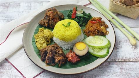 Mengintip Menu Nasi Campur Khas Dari Berbagai Daerah Di Indonesia