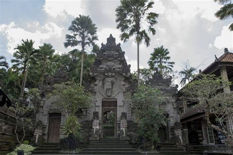 20 Pertanyaan Tentang Kerajaan Kediri Beserta Jawabannya