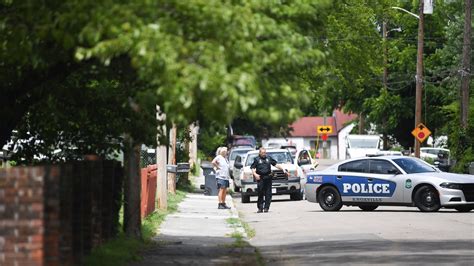 Knoxville police ID man who died after shooting, wreck in Burlington