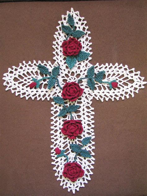 Ravelry Pineapple Cross With Red Roses By Mary Layfield Crochet