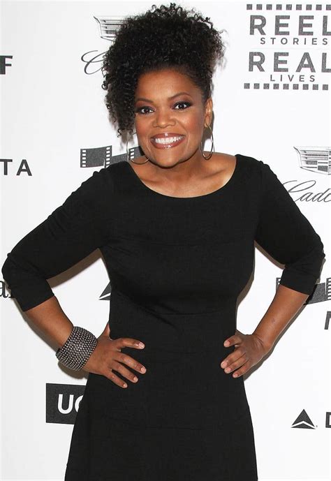 Yvette Nicole Brown Biography Height Life Story Super Stars Bio