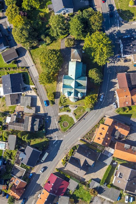 Opherdicke Aus Der Vogelperspektive Kirchengeb Ude In Opherdicke Im