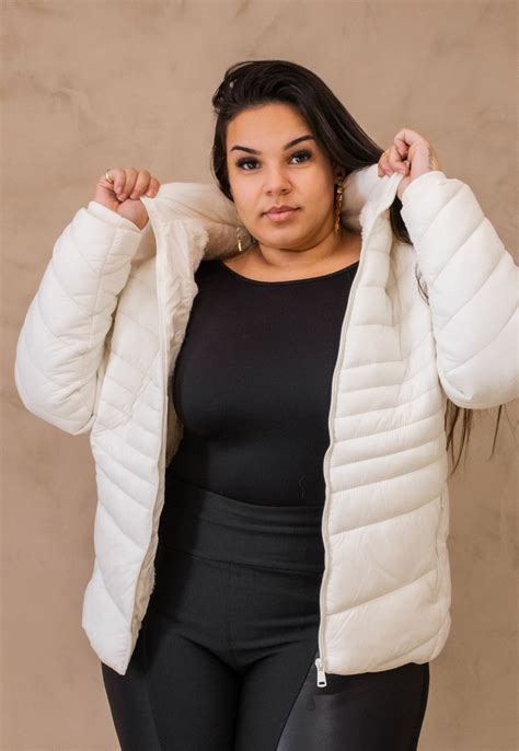 Jaqueta Bobojaco Puffer Plus Size Nylon Capuz Forrada França Cia