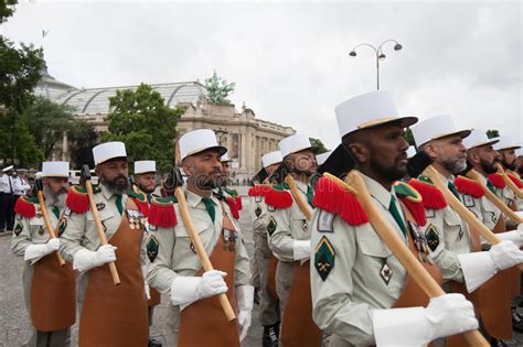 Paris France July 14 2012 The Ranks Of The Pioneers During Parade