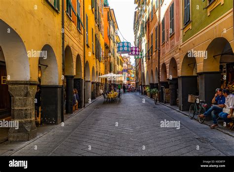 Via Vittorio Veneto Hi Res Stock Photography And Images Alamy