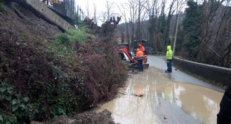 Frana A Davagna SP 14 Chiusa Forse Riapertura Nel Pomeriggio