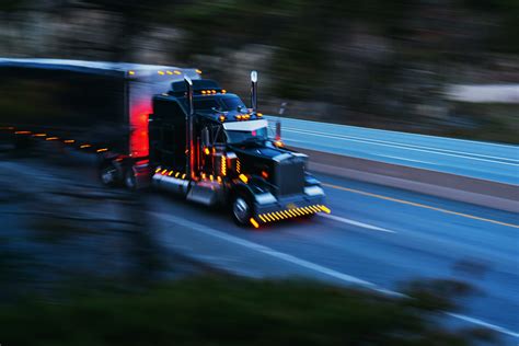 Truck Down Five Actions To Take While Waiting For A Tow Truck