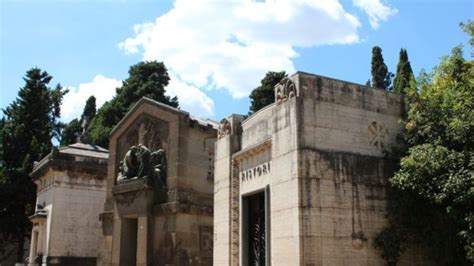 Il cimitero del Verano è pronto Gigi Proietti torna nella sua Roma