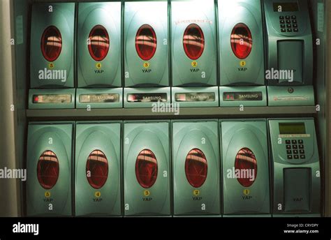 Handy machine at the international airport of Seoul Stock Photo - Alamy