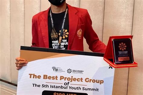 Mahasiswa Umm Raih Penghargaan Di Istanbul Youth Summit Hallo Malang