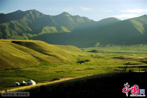 新疆伊犁托乎拉苏大草原美景 组图 图片中国中国网