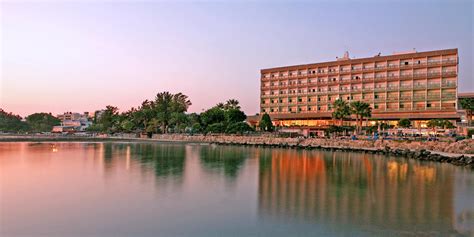 Limassol 4-Star Beach Resort | Crowne Plaza Limassol Hotel Cyprus