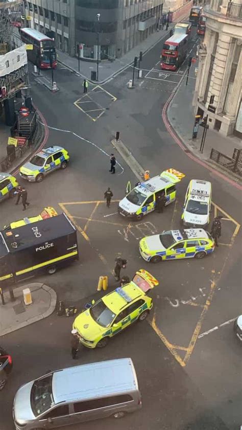 As Imagens Do Ataque Na Ponte De Londres Que Fez Vários Feridos