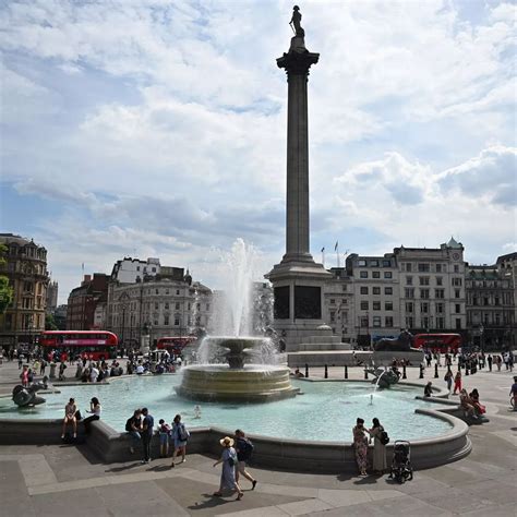 Trafalgar Square Fountain