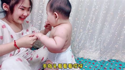 弟弟在姐姐的呵护下每天都有进步呦！😅人类幼崽成长记 Youtube