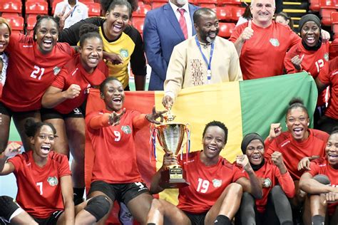 Handball La Guinée remporte la Coupe du Président FirawaSport