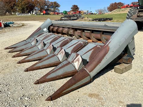 Deutz Allis Gleaner 630 Corn Head BigIron Auctions