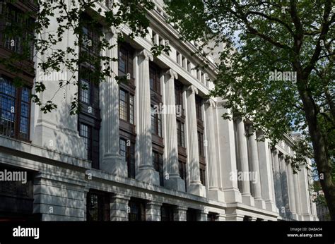 Victoria House Bloomsbury Exterior Hi Res Stock Photography And Images