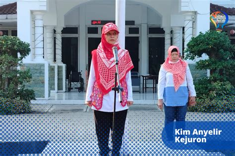 Ibu Ibu PKK Kecamatan Taman Berjalan Sehat Dan Ikuti Serangkaian Fun