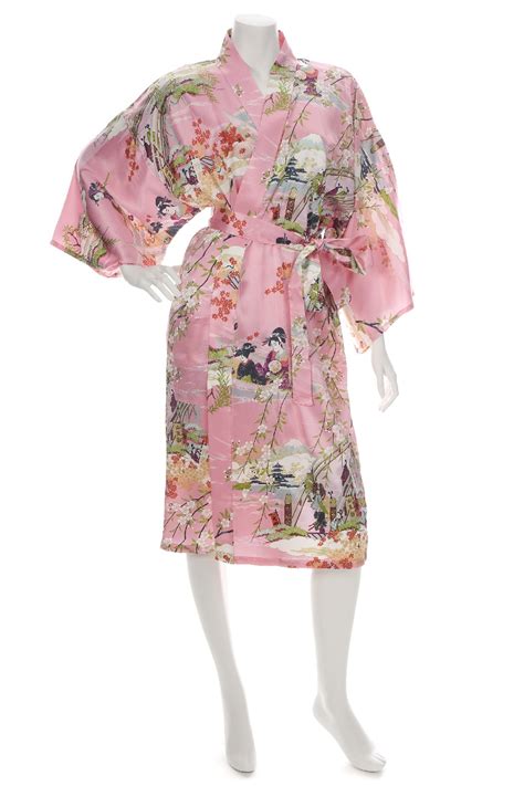 Silk Ukiyoe Print Short Pink Japanese Kimono