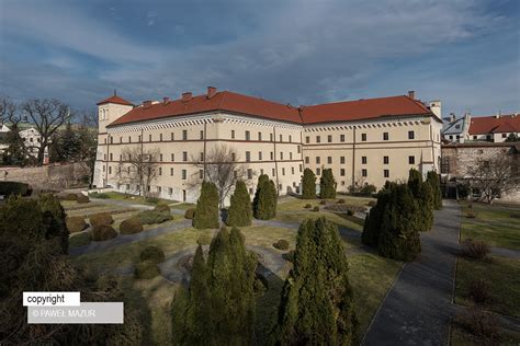 Muzeum Archeologiczne W Krakowie Zdj Cia Architektury