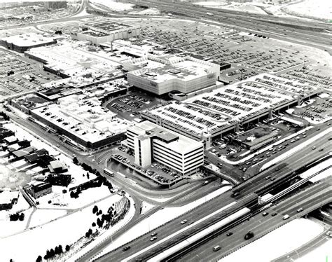 The Amazing History Of The Yorkdale Shopping Centre In Toronto