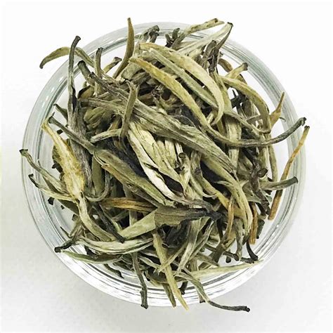 Ceylon Silver Tips Tea Sri Lanka - White Tea Loose Leaf | Athulatea