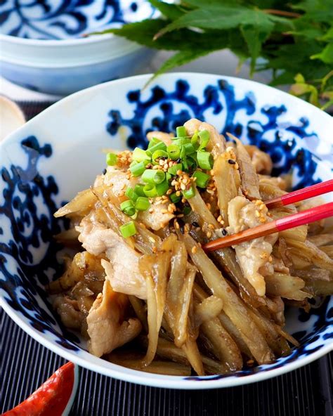 ご飯によく合うやみつきおかず！「豚肉とごぼう」の炒め物 フーディストノート