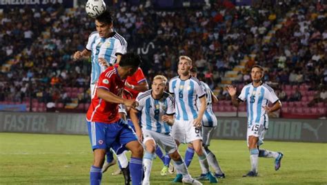 La Selección argentina Sub 23 goleó a Chile y se clasificó a la Fase