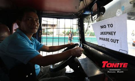 Mga Jeepney Driver Dumistansya Sa Welga Ltfrb