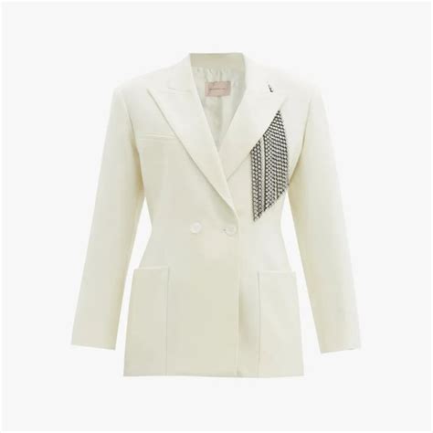 10 Elegant Wedding Suits For Modern Brides