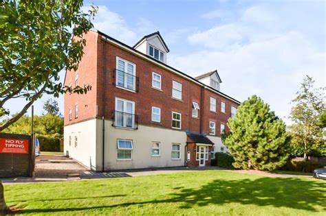 2 Bed Flat For Sale In River View Court Bolton Bl2 Zoopla