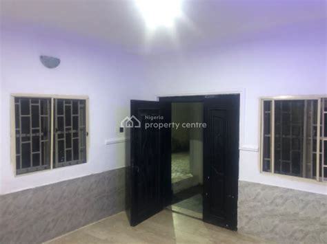 For Rent A Very Big Room Self Off Oba Oyekan Lekki Phase Lekki