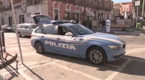 OGGI CONTROLLI AD ADRANO DELLA POLIZIA STRADALE TVA Adrano