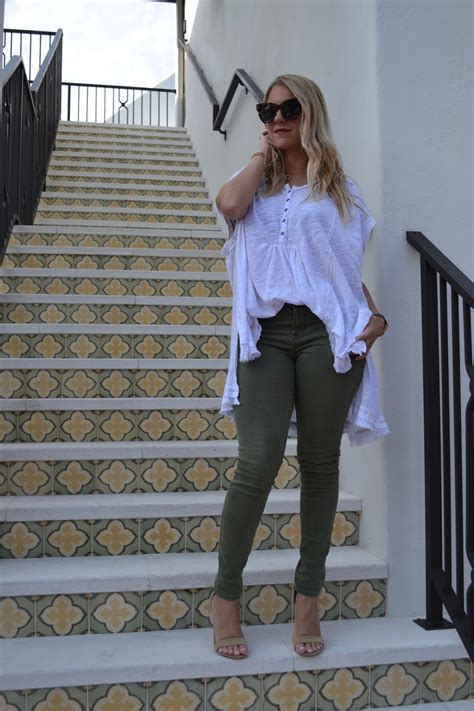 The Fashionably Late Blonde Casual Friday On A Thursday