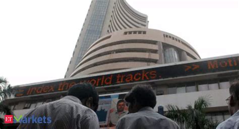 Sensex Share Sensex Slips Below 59k Tanks 500 Pts Nifty Below 17600