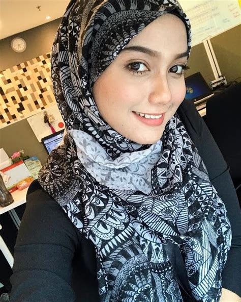 Yuna Zainal Hijaber Sweety Malaysian Hijjabi Muslim Fashion Hijab