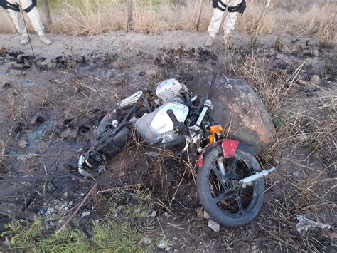 Adolescente morre após colidir motocicleta em uma pedra no Agreste