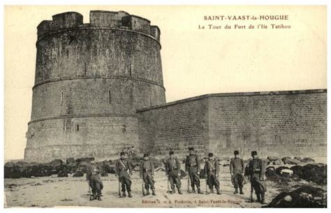 Photos Et Carte Postales Anciennes De Saint Vaast La Hougue Mairie De