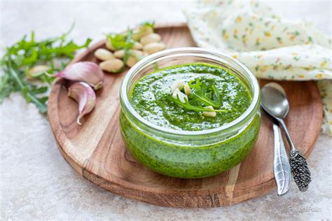 Pesto Di Rucola Semplice Gustoso E Veloce Da Preparare