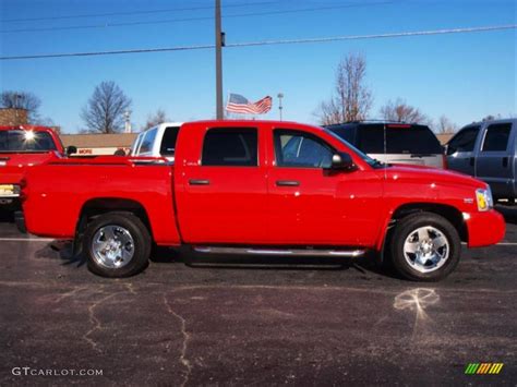 2006 Flame Red Dodge Dakota SLT Quad Cab 24312546 Photo 12 GTCarLot