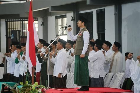 Bupati Trenggalek Mas Ipin Pimpin Apel Hari Santri