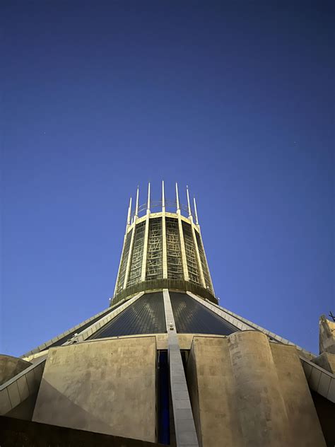Metro Cathedral. Absolutely Garish and discomforting : r/megalophobia