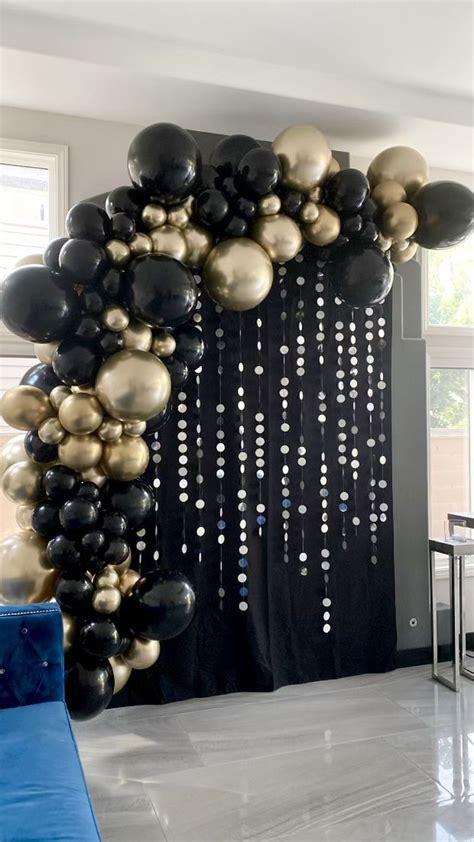 Black And Gold Balloon Garland In 2022 Black And Gold Balloons