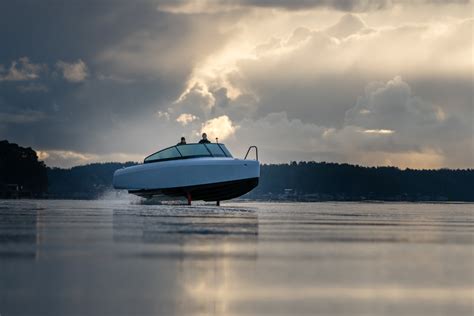 Polestar To Build Batteries For Innovative Flying Electric Boats