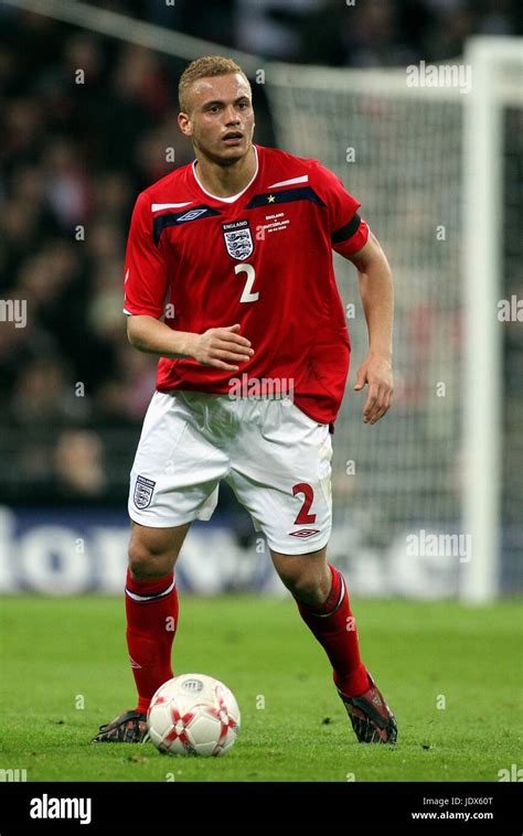 Wes Brown England Manchester United Fc Wembley Stadium London England