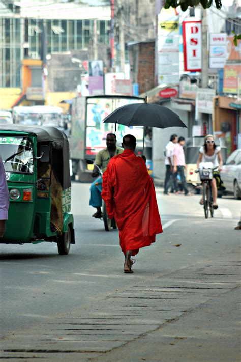 Gambar Bayangan Hitam Pejalan Kaki Berjalan Orang Orang Jalan